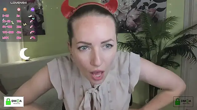 Queenymel online show from July 28, 2026, 5:34 pm