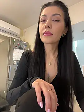 Snapshot of denise_k chatting on March 7, 2026, 12:46 pm denise k online show from March 7, 2026, 12:46 pm