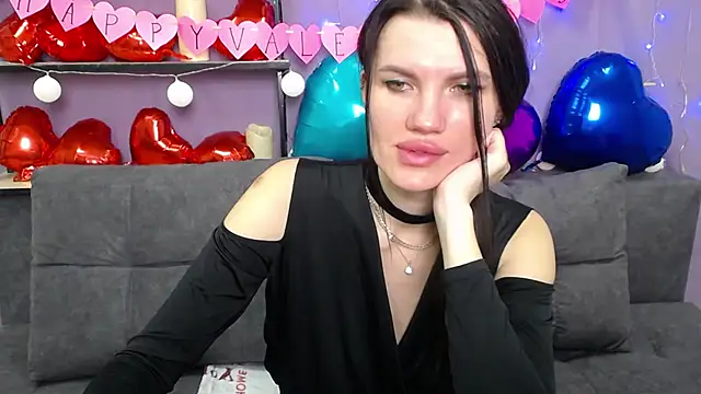 Snapshot of MilaLoona chatting on February 3, 2025, 10:58 am MilaLoona online show from February 3, 2025, 10:58 am