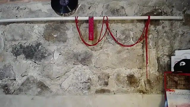 Cocain Atenea online show from September 18, 2025, 5:04 pm