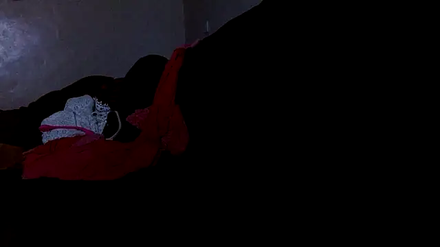 vinkyprettie online show from December 11, 2024, 7:31 am