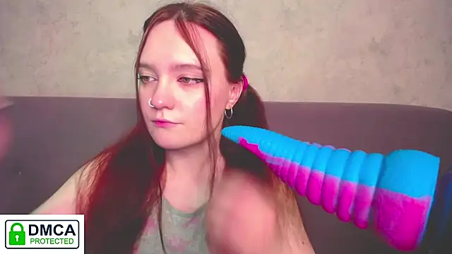 Alyssa   Scarlet online show from November 28, 2025, 2:25 am