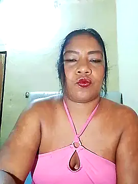 Snapshot of rosmery-navarro chatting on October 14, 2025, 8:15 am rosmery-navarro online show from October 14, 2025, 8:15 am