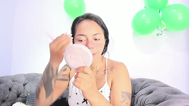 miss soffi  online show from March 21, 2026, 12:32 pm