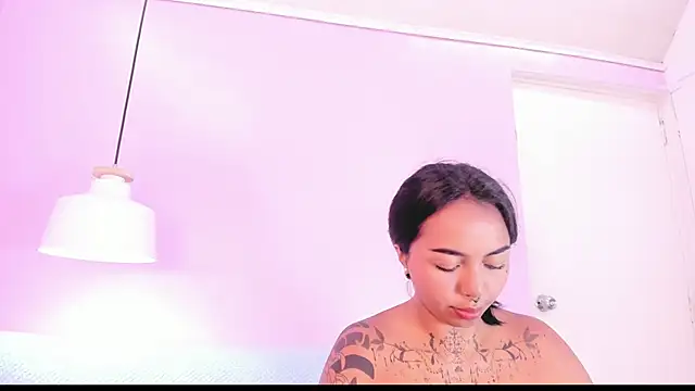 Snapshot of miss_soffi_ chatting on May 26, 2026, 6:26 pm miss soffi online show from May 26, 2026, 6:26 pm