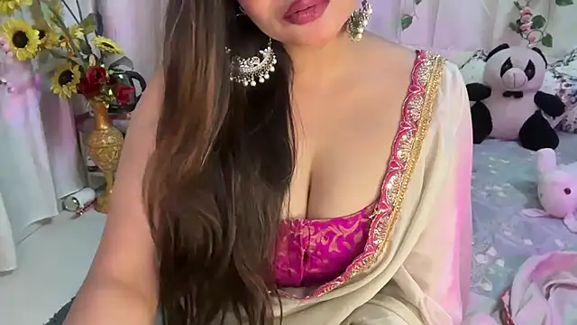 mahimagicdoll DESI online show from October 6, 2025, 10:18 pm