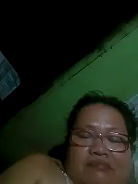 Snapshot of Chubbysweetmom chatting on March 5, 2025, 12:55 pm Chubbysweetmom online show from March 5, 2025, 12:55 pm