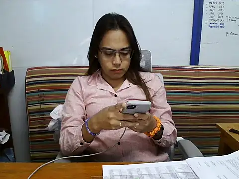 Snapshot of Your_PrettyGirlxxx chatting on February 27, 2025, 5:34 am Your PrettyGirlxxx online show from February 27, 2025, 5:34 am