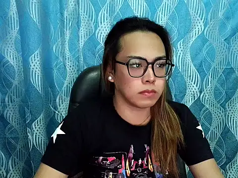 Snapshot of Your_PrettyGirlxxx chatting on September 9, 2025, 5:18 am Your PrettyGirlxxx online show from September 9, 2025, 5:18 am