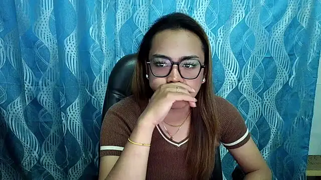 Snapshot of Your_PrettyGirlxxx chatting on September 12, 2025, 2:00 am Your PrettyGirlxxx online show from September 12, 2025, 2:00 am