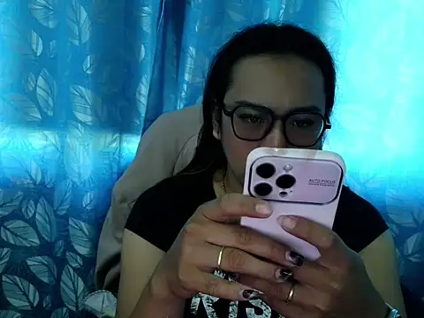 Snapshot of Your_PrettyGirlxxx chatting on October 19, 2025, 11:38 pm Your PrettyGirlxxx online show from October 19, 2025, 11:38 pm