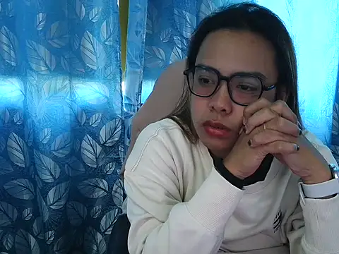 Snapshot of Your_PrettyGirlxxx chatting on October 21, 2025, 1:06 am Your PrettyGirlxxx online show from October 21, 2025, 1:06 am