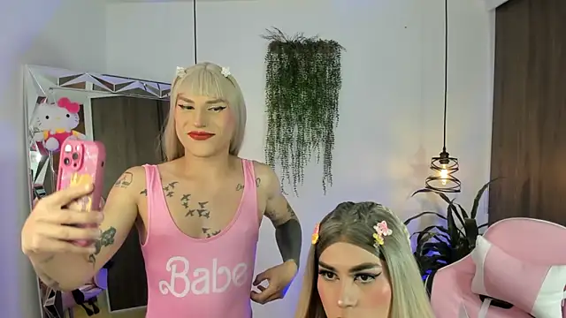 queenramoona-hot online show from March 27, 2026, 10:31 pm