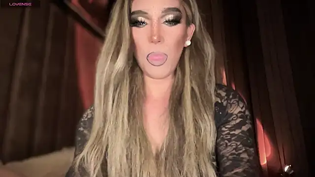 Lo la 69 online show from October 6, 2025, 5:49 am