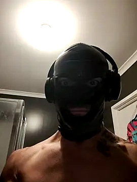 Snapshot of TheTree13 chatting on December 28, 2024, 11:41 am TheTree13 online show from December 28, 2024, 11:41 am