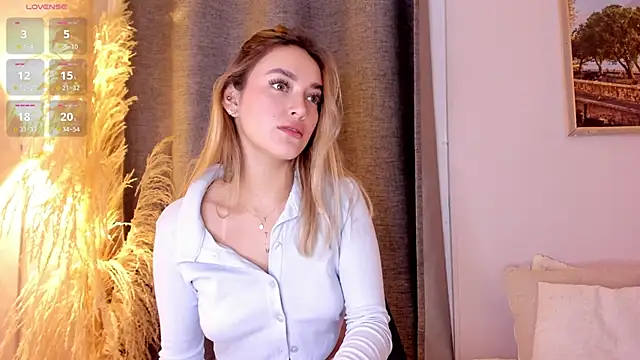 Assh lee  online show from September 15, 2025, 1:11 pm