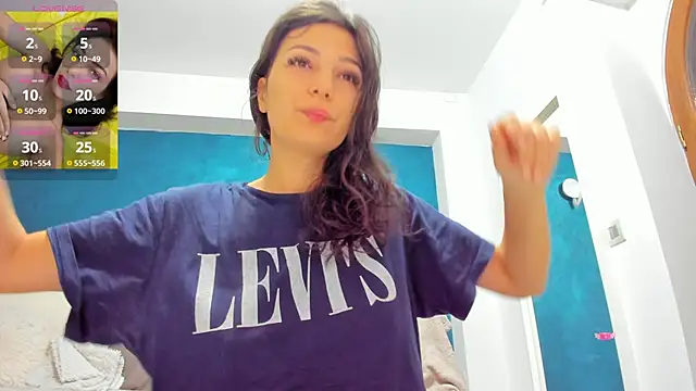 Anna Lewis online show from February 28, 2025, 6:54 am