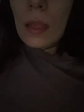 Anna Lewis online show from April 27, 2026, 4:38 pm