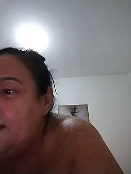 Yaya Mineira online show from February 17, 2026, 11:33 pm