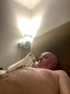 Snapshot of locallad88 chatting on October 28, 2025, 10:34 pm locallad88 online show from October 28, 2025, 10:34 pm