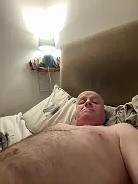 Snapshot of locallad88 chatting on December 3, 2025, 11:47 pm locallad88 online show from December 3, 2025, 11:47 pm