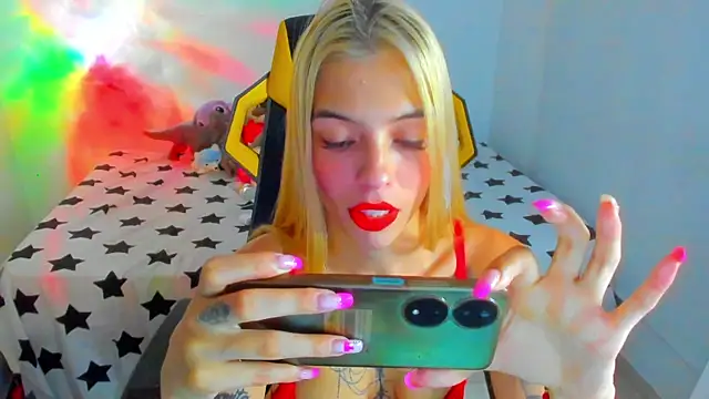 Snapshot of barbiee_05 chatting on March 22, 2026, 11:30 pm barbiee 05 online show from March 22, 2026, 11:30 pm