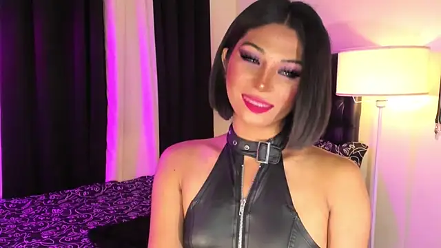 MaxxineMorenaTs online show from February 6, 2025, 2:37 pm