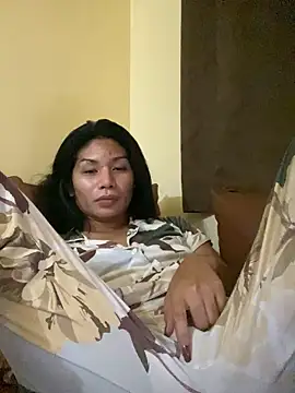 MaxxineMorenaTs online show from May 20, 2026, 8:59 pm