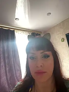 Lolaley2 online show from April 12, 2026, 7:24 am