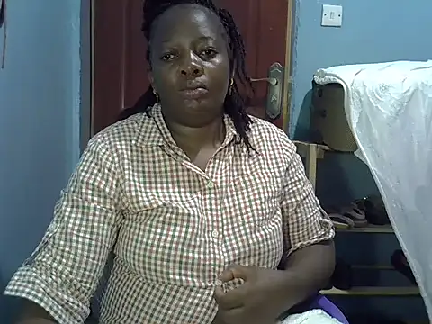 Ebonyceline online show from May 14, 2026, 11:11 pm
