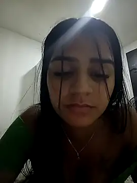 AnnRosse18 online show from December 12, 2024, 6:31 pm