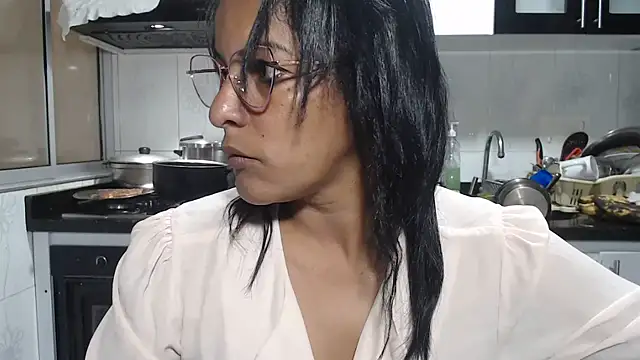 Snapshot of kateleyagrey chatting on April 6, 2026, 6:09 pm kateleyagrey online show from April 6, 2026, 6:09 pm
