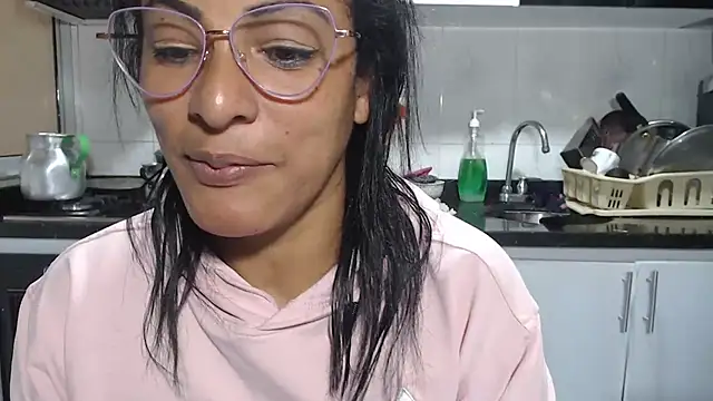 Snapshot of kateleyagrey chatting on April 10, 2026, 6:45 pm kateleyagrey online show from April 10, 2026, 6:45 pm