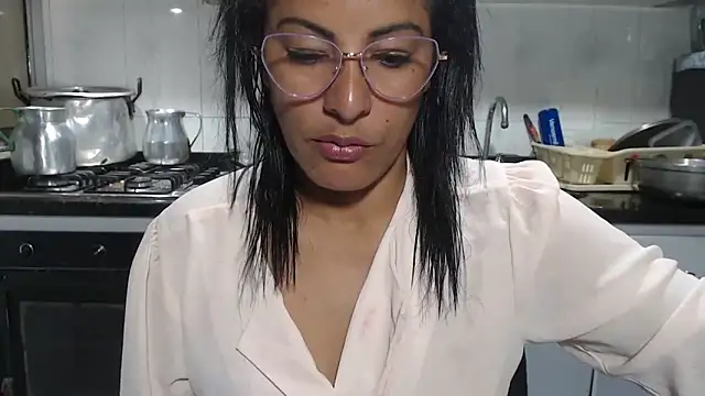 Snapshot of kateleyagrey chatting on April 13, 2026, 7:52 pm kateleyagrey online show from April 13, 2026, 7:52 pm
