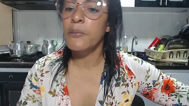 Snapshot of kateleyagrey chatting on April 20, 2026, 7:48 pm kateleyagrey online show from April 20, 2026, 7:48 pm