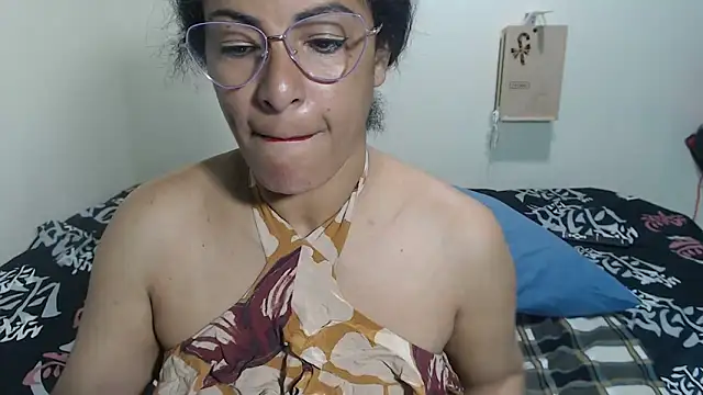 Snapshot of kateleyagrey chatting on May 17, 2026, 10:44 am kateleyagrey online show from May 17, 2026, 10:44 am