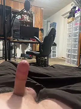 whitestroker online show from December 1, 2025, 5:40 pm