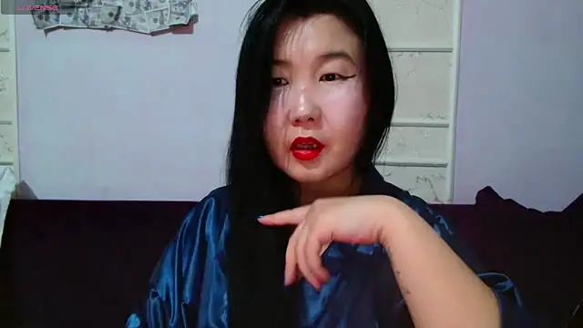 Snapshot of Bet_Lu chatting on April 1, 2026, 8:04 am Bet Lu online show from April 1, 2026, 8:04 am