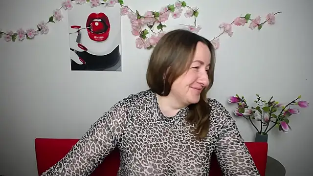 Abby Taylorr online show from November 11, 2025, 7:19 am