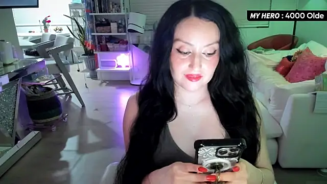 Vesaaa online show from September 26, 2025, 2:26 am