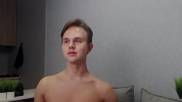 Snapshot of MartinMendez chatting on November 15, 2025, 7:32 pm MartinMendez online show from November 15, 2025, 7:32 pm