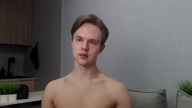 Snapshot of MartinMendez chatting on December 19, 2025, 9:27 am MartinMendez online show from December 19, 2025, 9:27 am