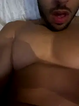 pimentfort77 online show from December 3, 2024, 10:40 pm