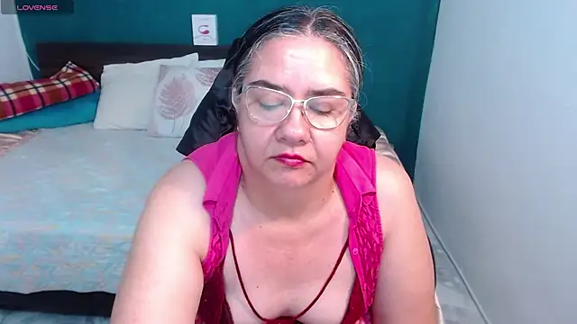 scaelettdubois online show from March 23, 2025, 3:54 am