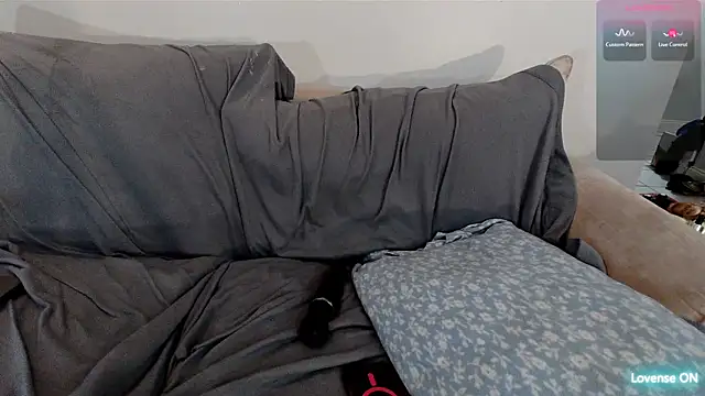 EmoDream1998 online show from January 7, 2026, 1:30 am