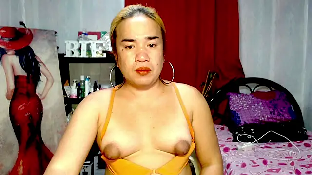 Bigdirtynipples online show from February 3, 2025, 3:49 pm