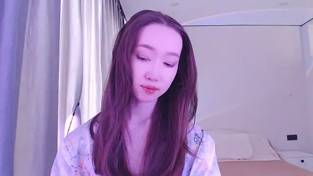  luna 022 online show from December 27, 2024, 5:09 am