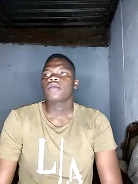 Snapshot of Ellonson chatting on January 3, 2025, 10:40 pm Ellonson online show from January 3, 2025, 10:40 pm