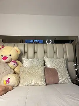 ALISSON FOXXX1 online show from February 21, 2025, 10:59 pm