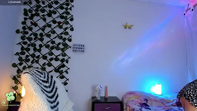 cailynhot online show from March 9, 2026, 10:36 pm